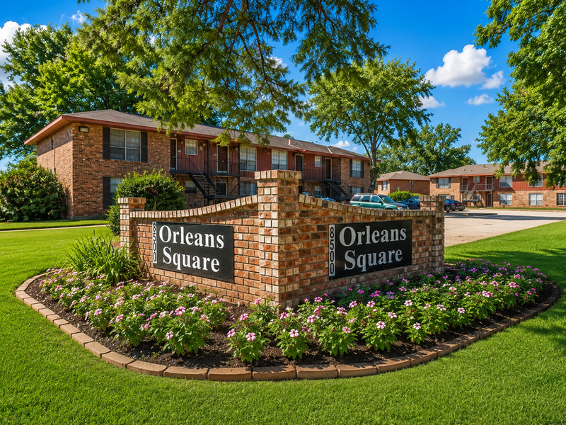 Orleans Square Apartments